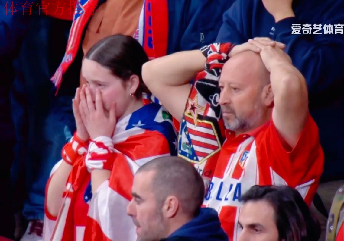 皇马内部感觉竭尽全力难扭转局面,球迷不满表现 皇马内部感觉竭尽全力难扭转局面,球迷不满表现