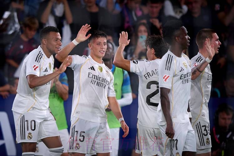 2021/22西甲：皇马一骑绝尘 本泽霸王龙无人能敌